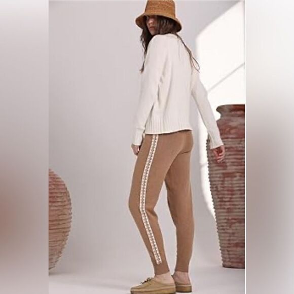 Minnie Rose Cotton Cashmere Joggers in tan with embroidery Medium. NWT - Picture 1 of 7